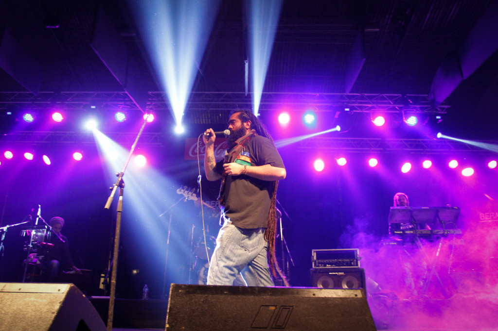 FOTOS-MÁS DE 30MIL PERSONAS DISFRUTARON EL BERA ROCK 2015  (5)