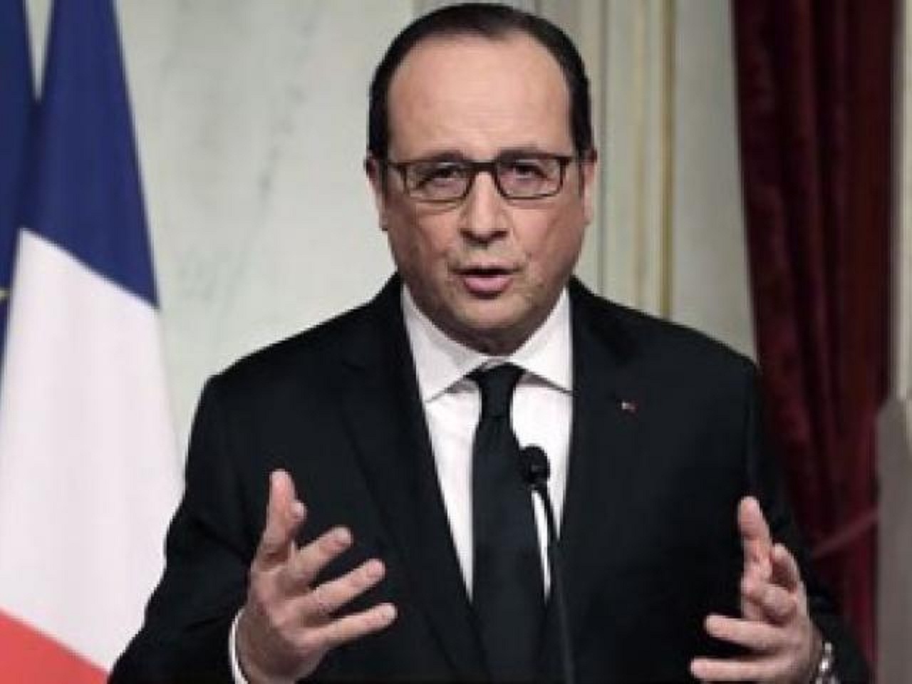 La segunda cita, con el presidente de Rusia, será el 26 de noviembre, según una conversación telefónica celebrada hoy entre Hollande y Putin